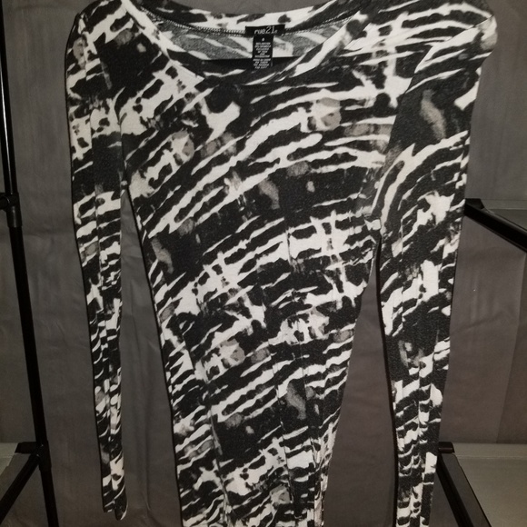 See through top - Picture 1 of 3